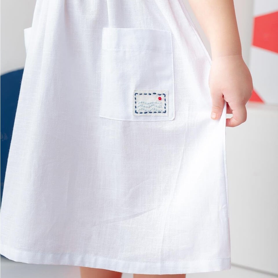 Beyaz Askılı Midi Elbise | Kız Çocuklara Özel Cepli, Şık ve Rahat Model