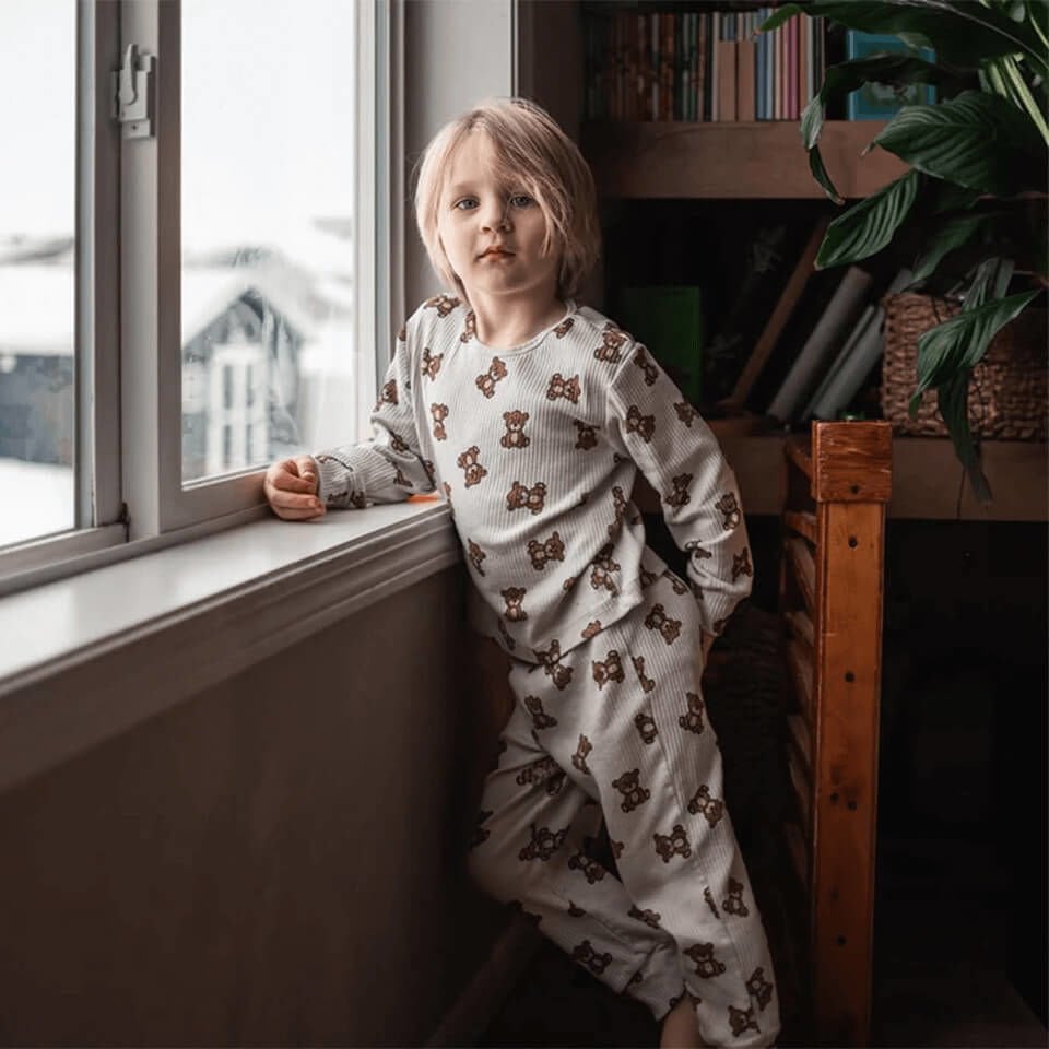 Minik Ayılar Desenli Uzun Kollu Pijama Takımı – Bej | Rahat ve Şık Uyku Seti