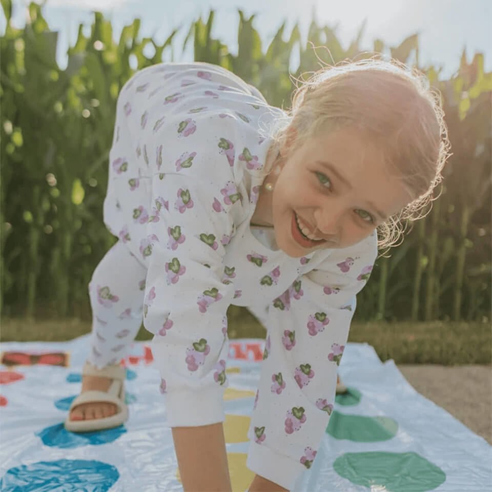 Üzüm Sezonu Desenli Taytlı Takım | Rahat ve Şık Çocuk Kombini