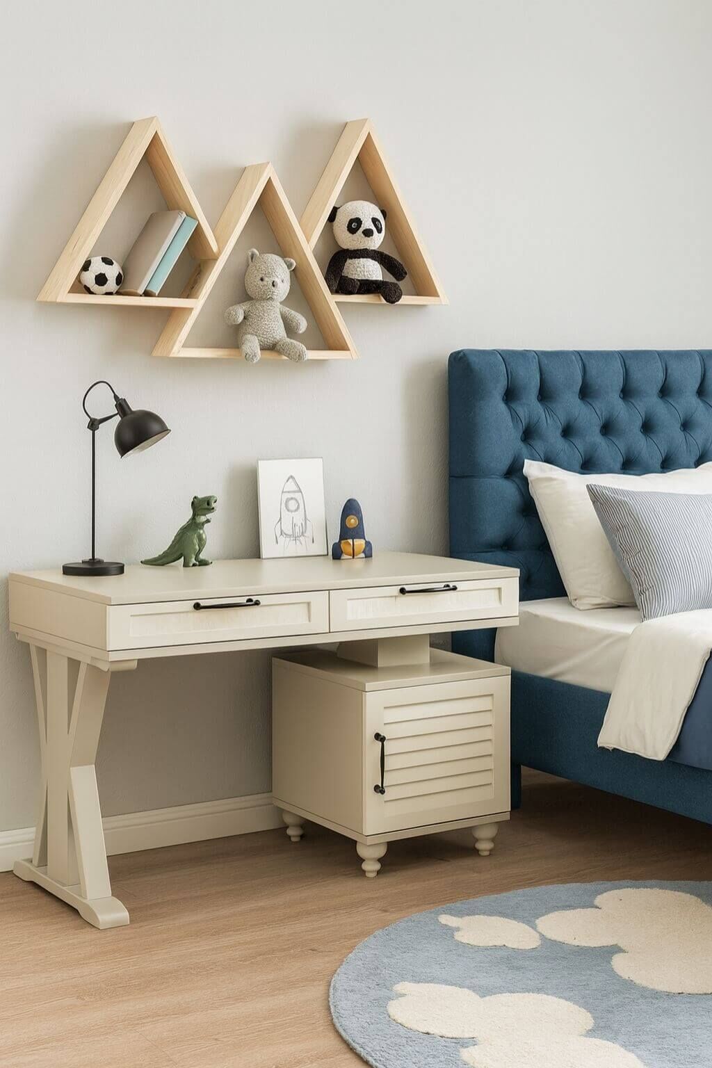 Pera Çalışma Masası | MDF Gövde | Ağaç Ayaklar | Şık ve Ergonomik Genç Odası Masası