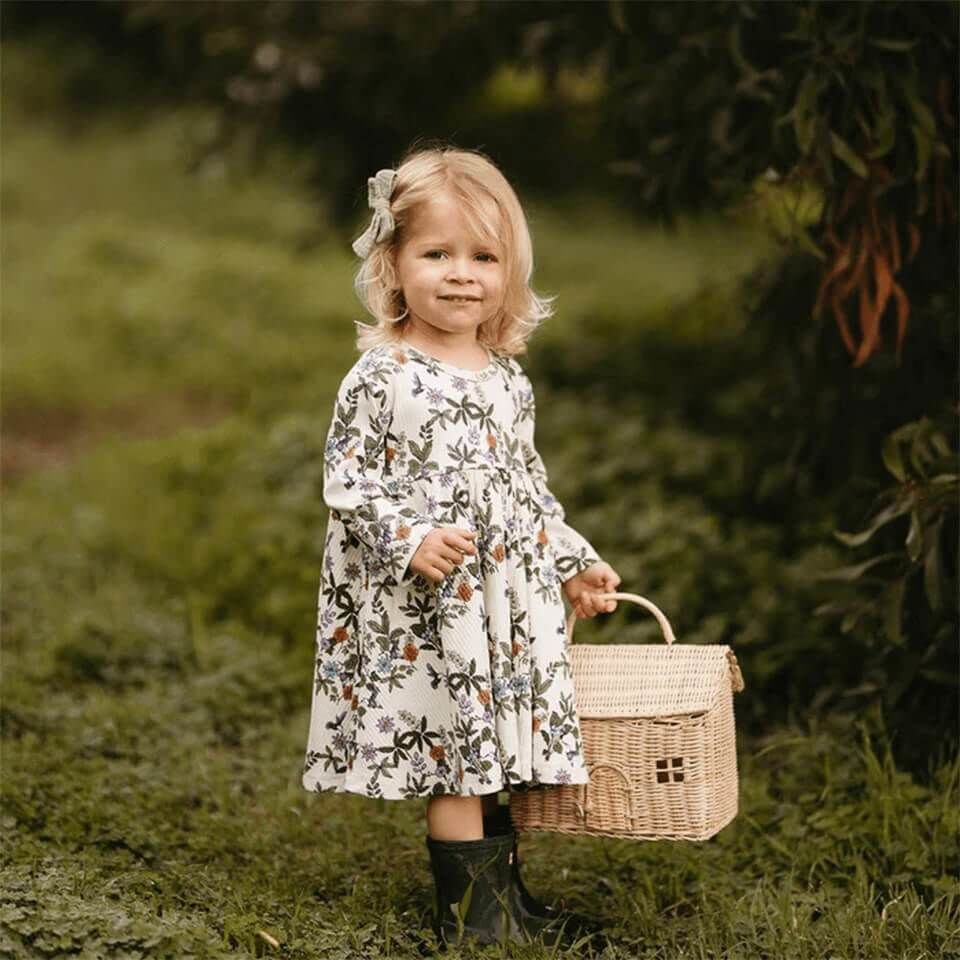 Yağmur Ormanı Temalı Elbise – Yeşil | Canlı ve Doğadan İlham Alan Tasarım