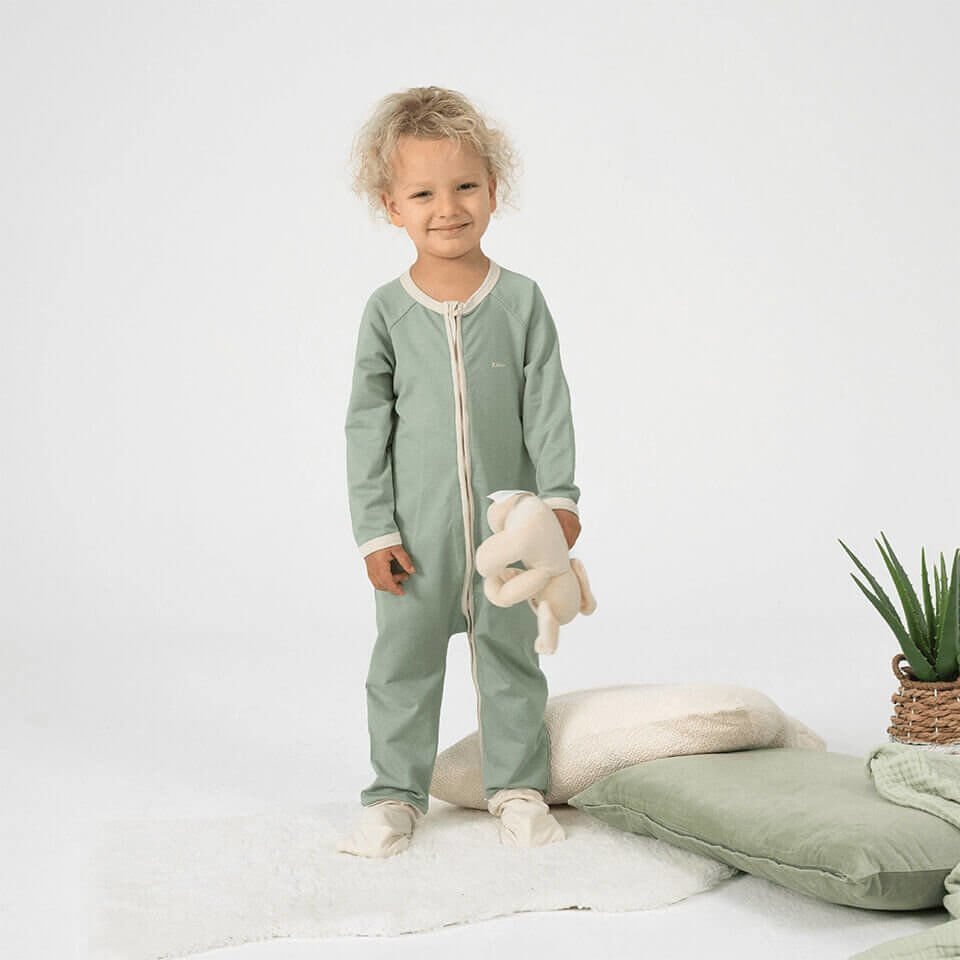 1.0 TOG Sage Zee-Suit Uyku Tulumu – Yeşil | Konforlu ve Özel Kumaşlı Bebek Tulumu