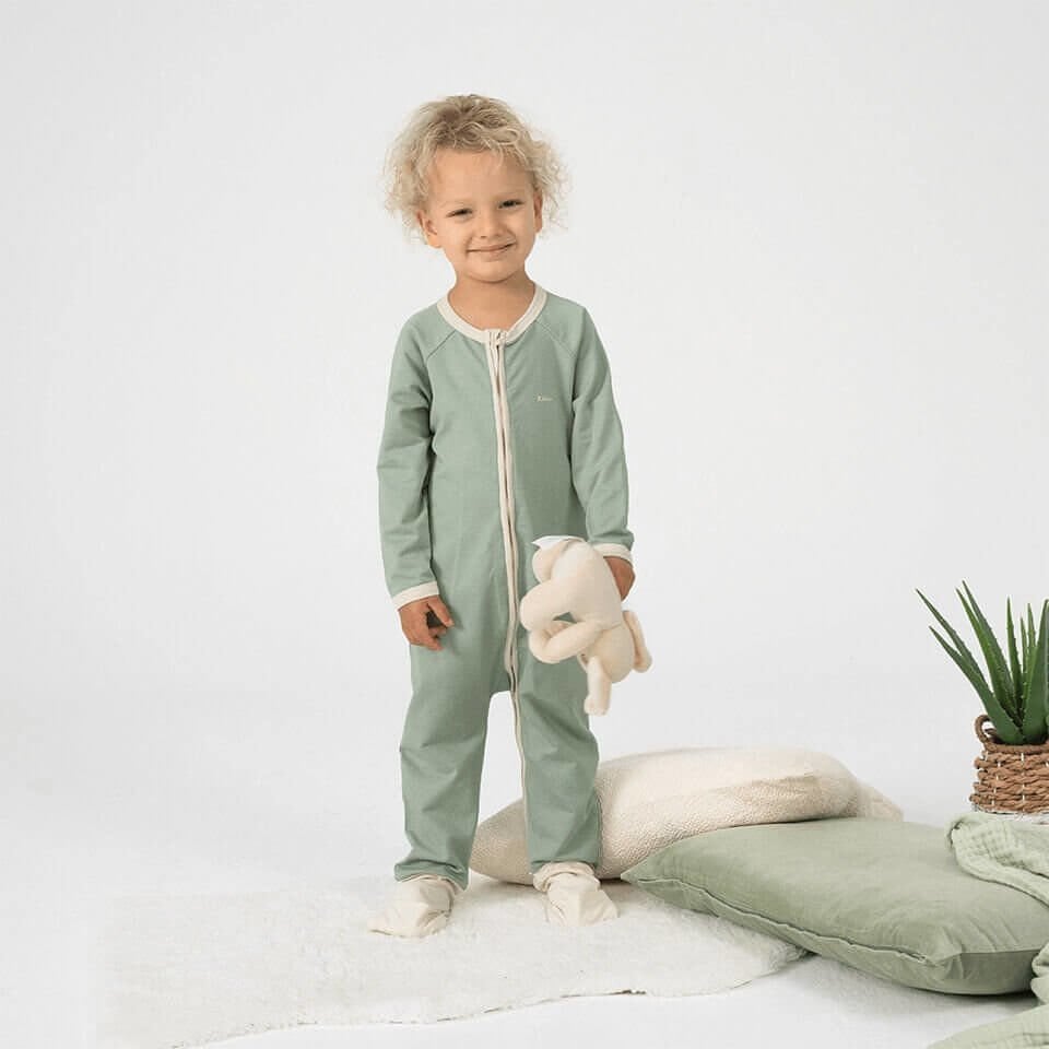 1.0 TOG Sage Zee-Suit Uyku Tulumu – Yeşil | Konforlu ve Özel Kumaşlı Bebek Tulumu