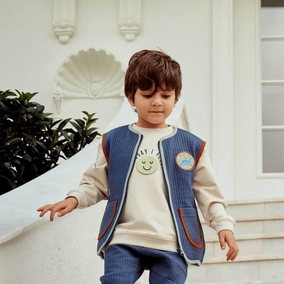 Lacivert Renk Kapitone Yelek | Kontrast Biyeli, Hafif ve Rahat Model