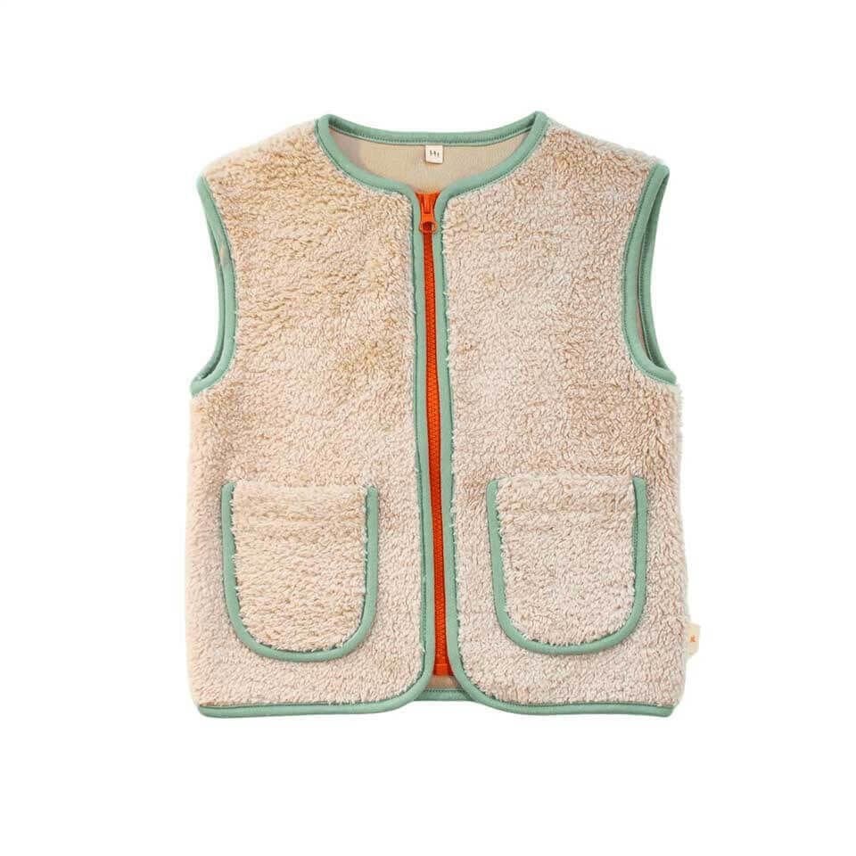 Bej Renk Peluş Yelek | Slogan Nakış Detaylı, Rahat ve Modern Model