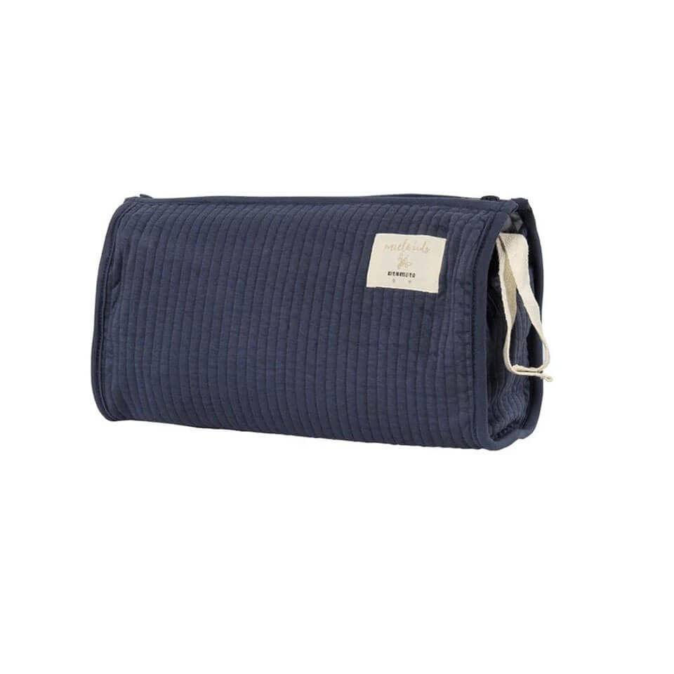 Su Geçirmez Çok Amaçlı Kapitone Çanta | Dayanıklı ve Şık Tasarım