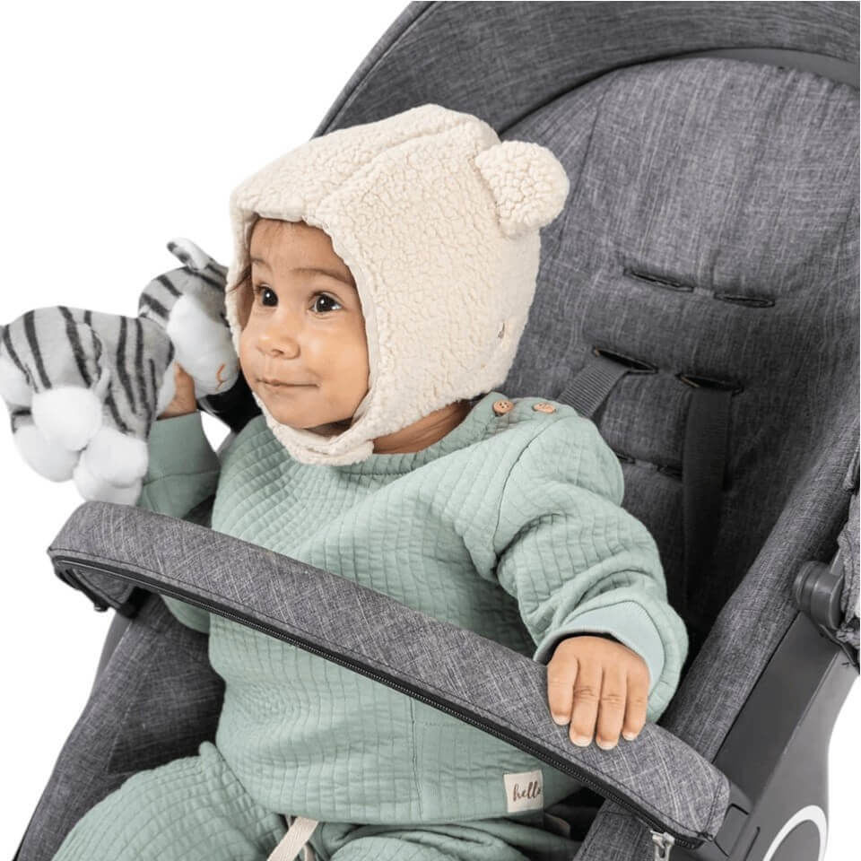 Peluş Bere – Ayı Kulaklı Model | Rahat ve Yumuşak Kumaşlı Şık Tasarım