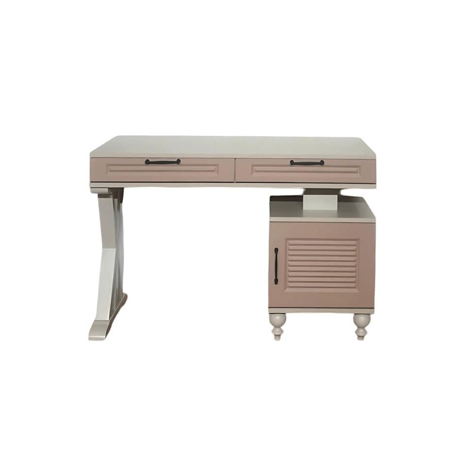 Masal Çalışma Masası | MDF Gövde | Ağaç Ayaklar | Estetik ve Pratik Çözüm