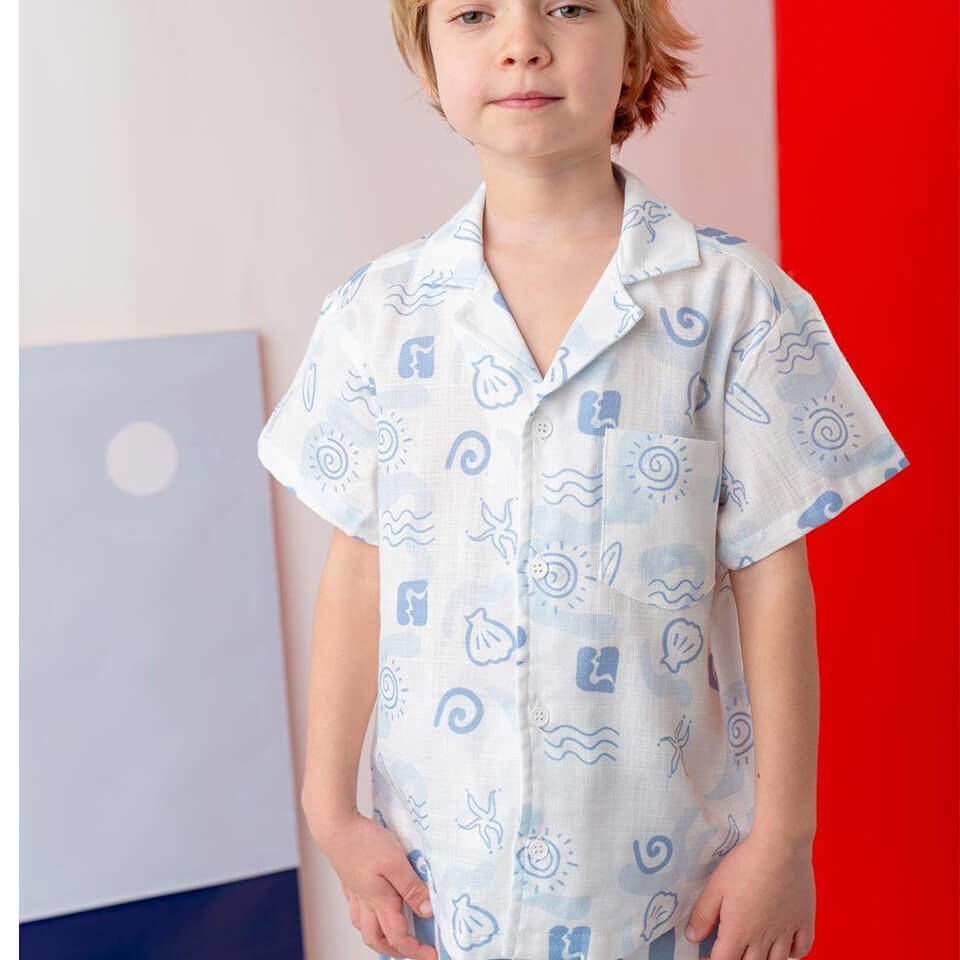 Erkek Çocuk Desenli Keten Gömlek – Mavi | Desenli, Hafif ve Şık Yazlık Model